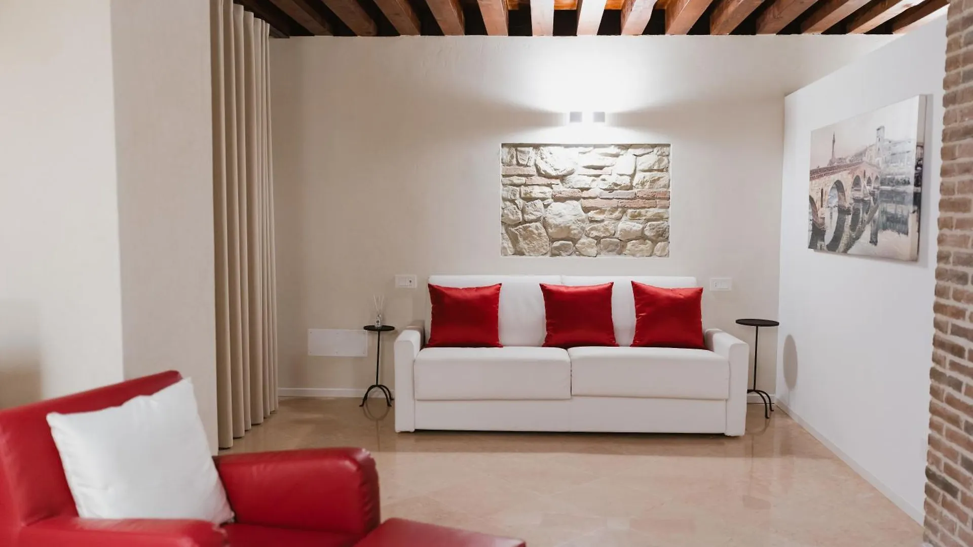 Retreat Centro Antico Elegante In Palazzo Storico Apartment Verona 0*,  Italy