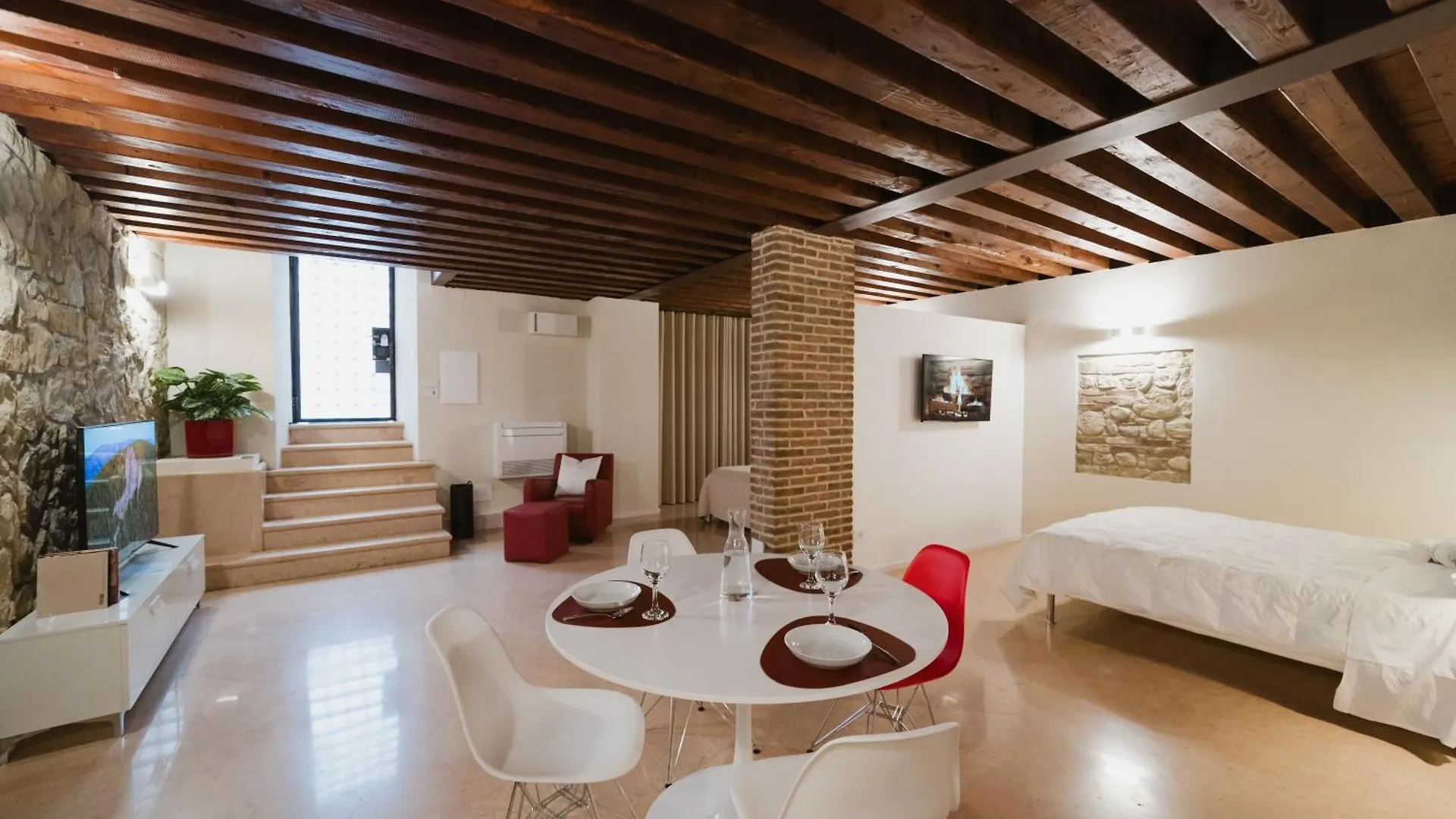 Retreat Centro Antico Elegante In Palazzo Storico Apartment Verona