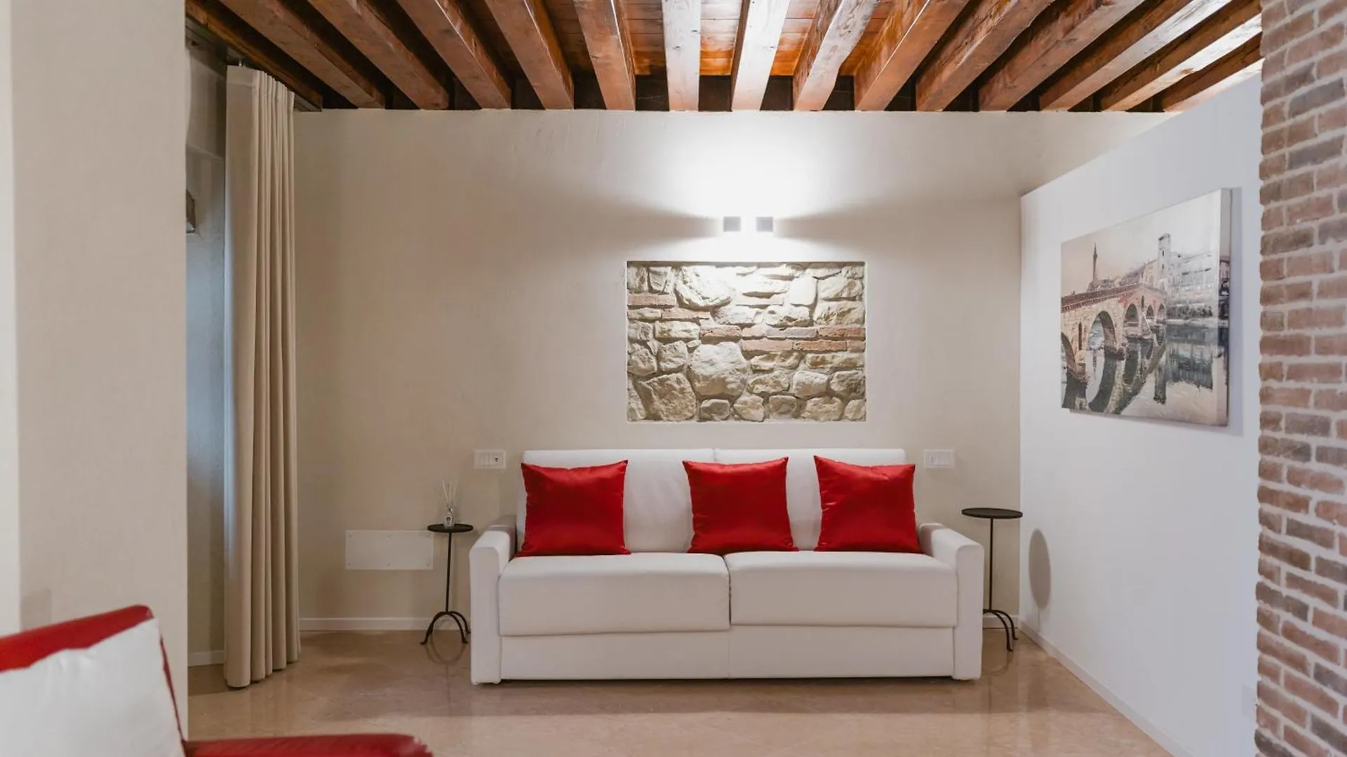 Retreat Centro Antico Elegante In Palazzo Storico Apartment Verona