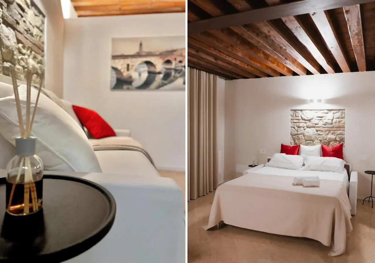Retreat Centro Antico Elegante In Palazzo Storico Apartment Verona Italy